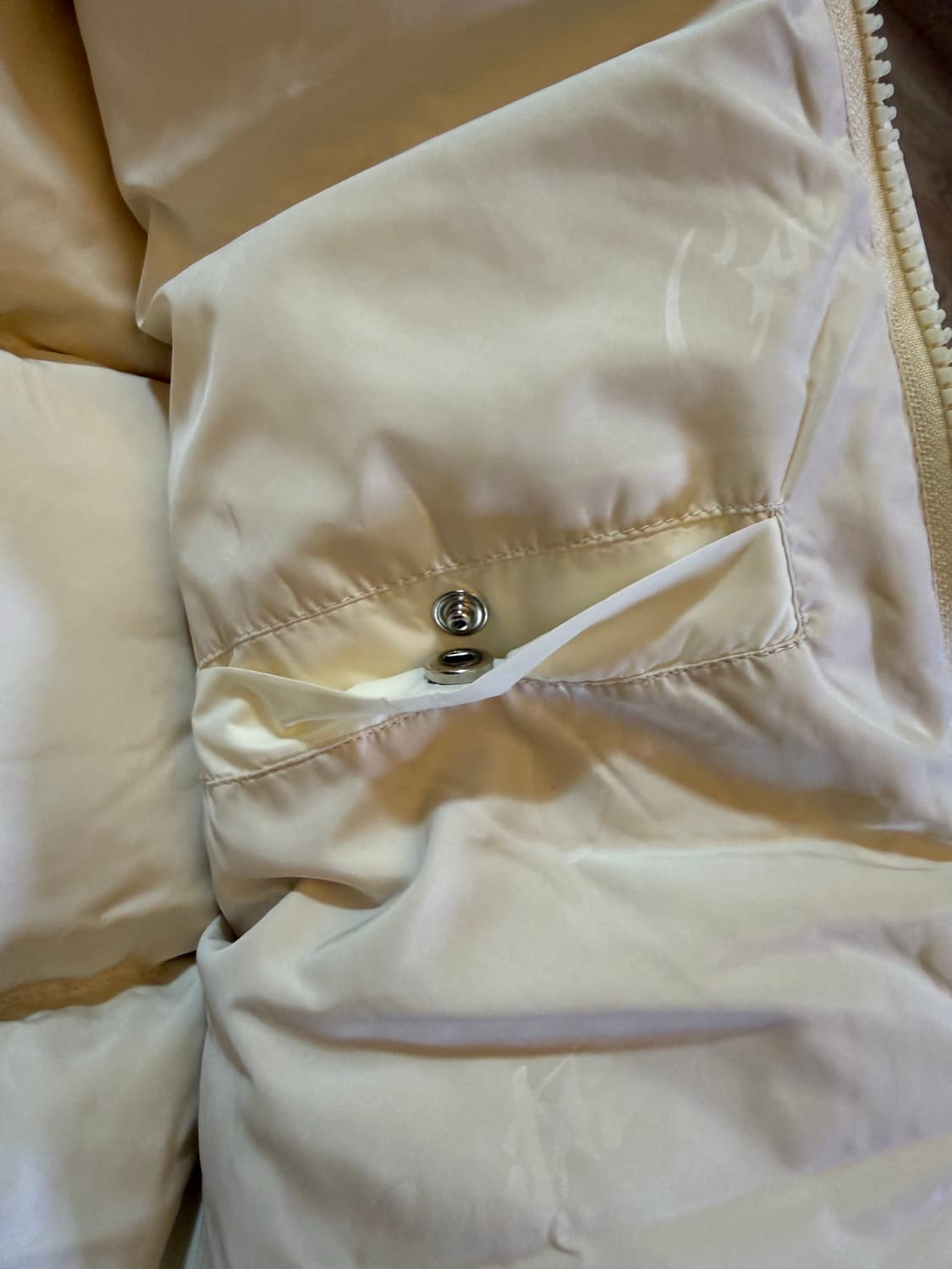 코르테이즈 볼로 패딩 자켓 V2 화이트 crtz bolo jacket 상품이미지7