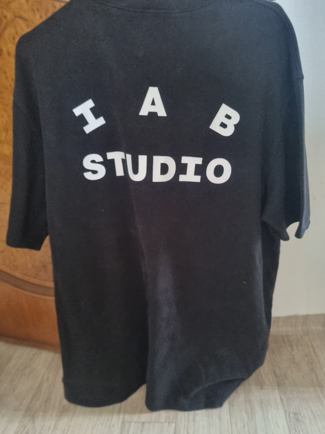 I.A.B.  STUDIO블랙반팔티((새거급)).    L. 상품이미지3