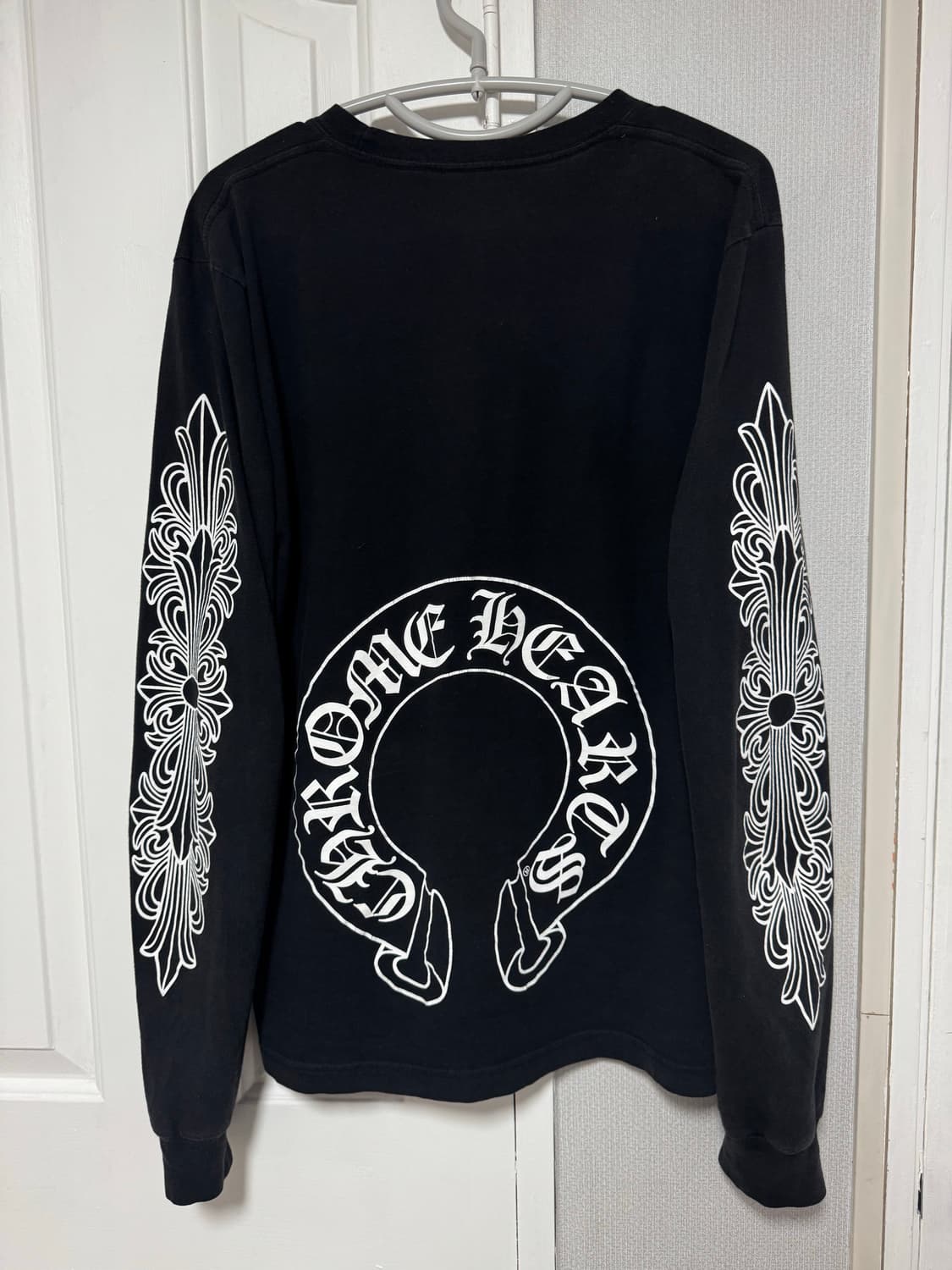 크롬하츠 플로랄 롱슬리브 m 상품이미지1