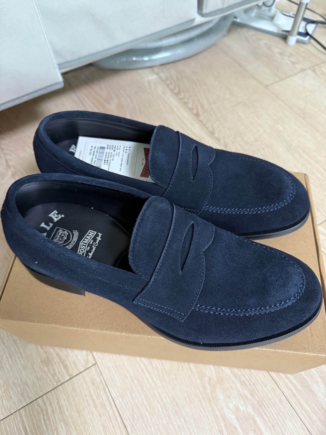 포스트맨 x Yale 페니로퍼 네이비 상품이미지4