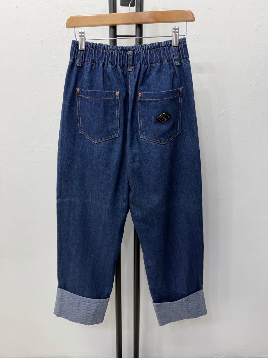 정품) 럭키슈에뜨 밴딩 롤업 데님 팬츠 36 상품이미지4