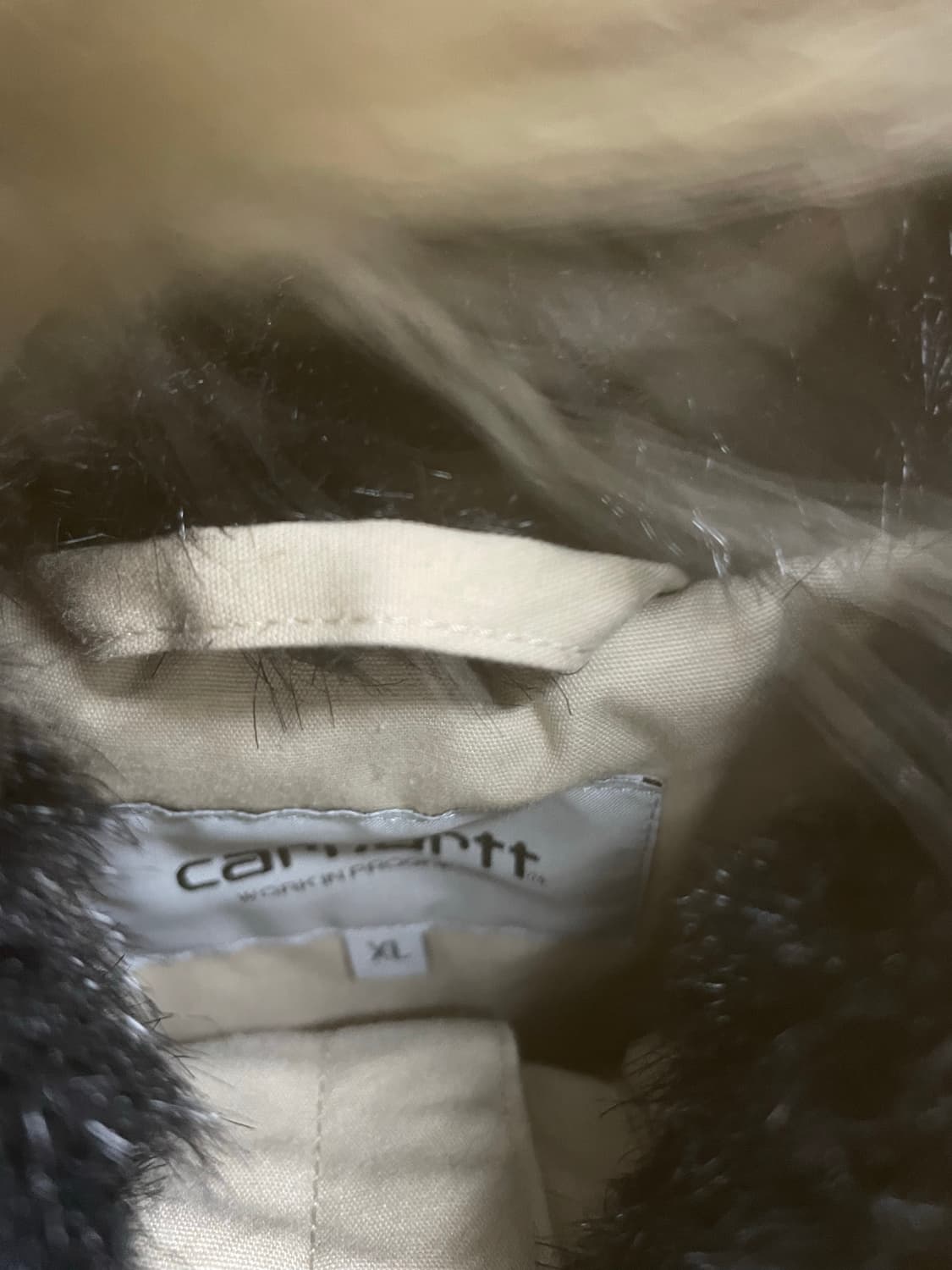 칼하트 WIP 퍼 후드 트래퍼 파카 H1615 상품이미지7