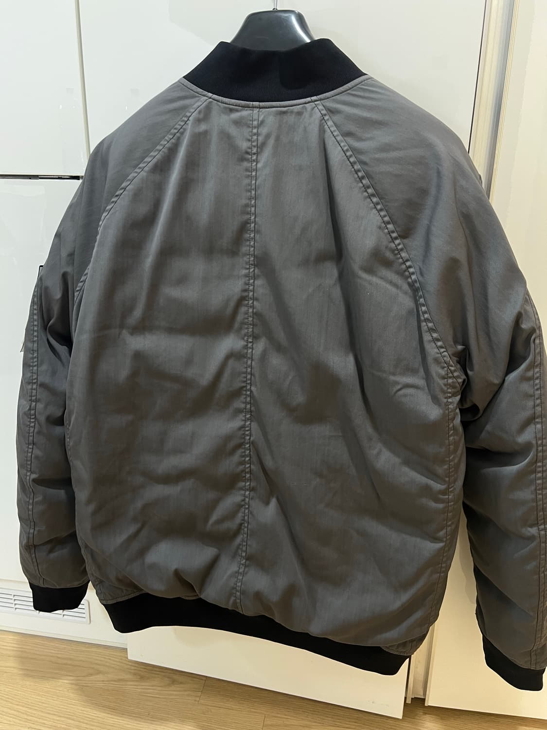 스톤아일랜드 고스트피스 봄버패딩 xl (한정판) 상품이미지2