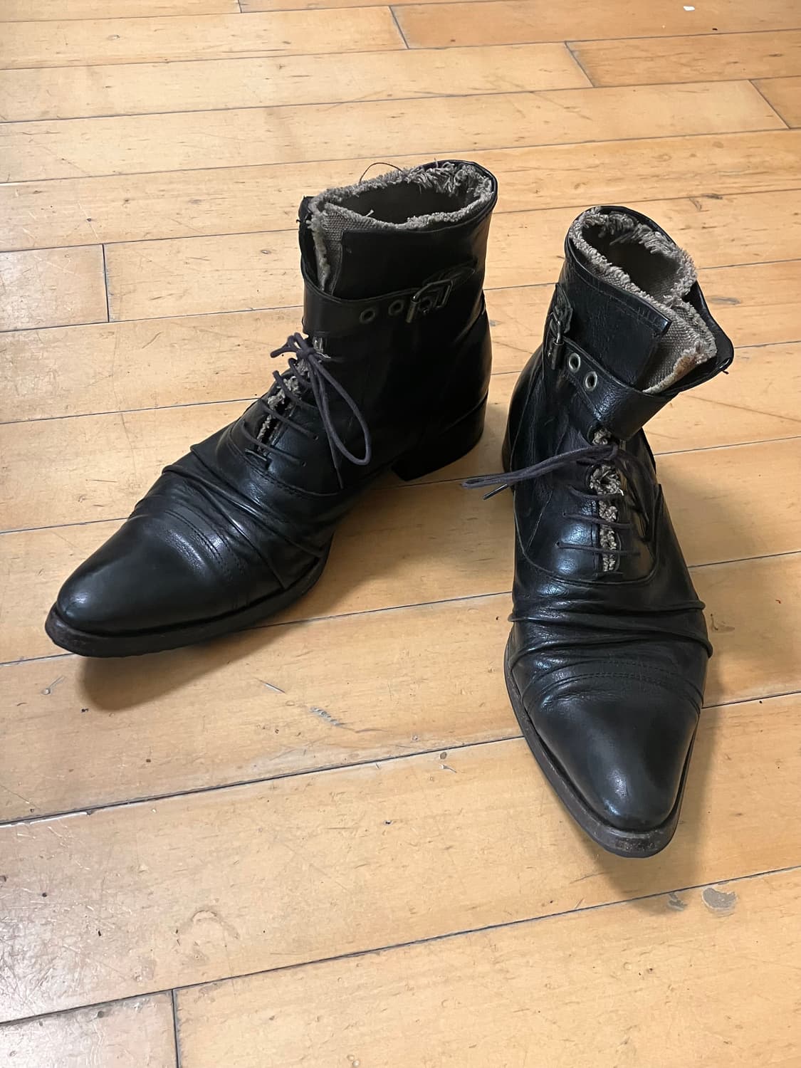 Alfredo bannister 알프레도 바니스터 레이어드 롱 노즈 부츠 상품이미지6