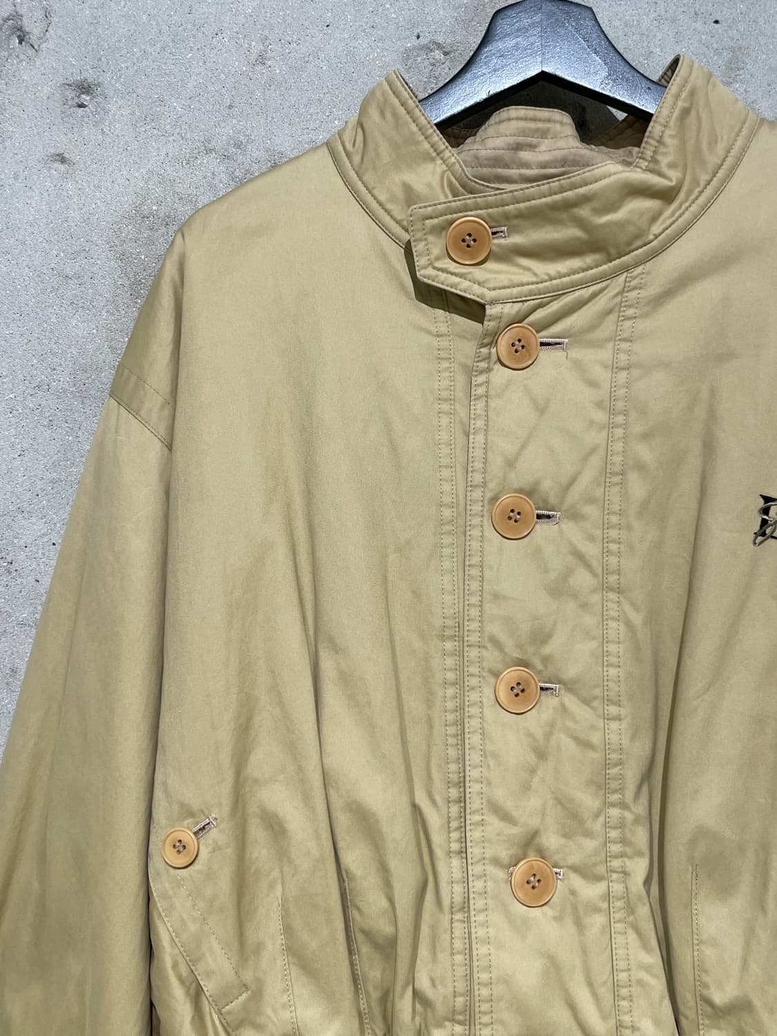 랑방 스튜디오 베이지 LS로고 멀티 버튼 자켓 상품이미지2