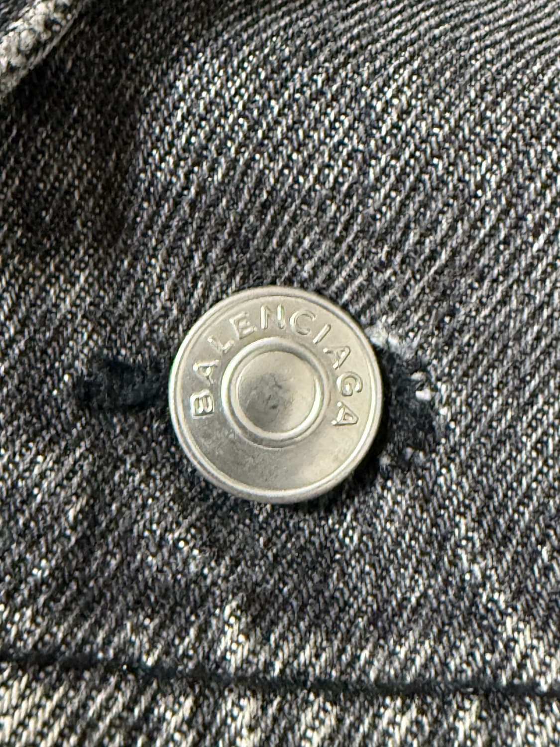 발렌시아가 그레이 비대칭 풀드 데님 재킷 상품이미지5