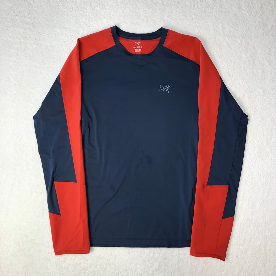 아크테릭스 롱슬리브 상품이미지1