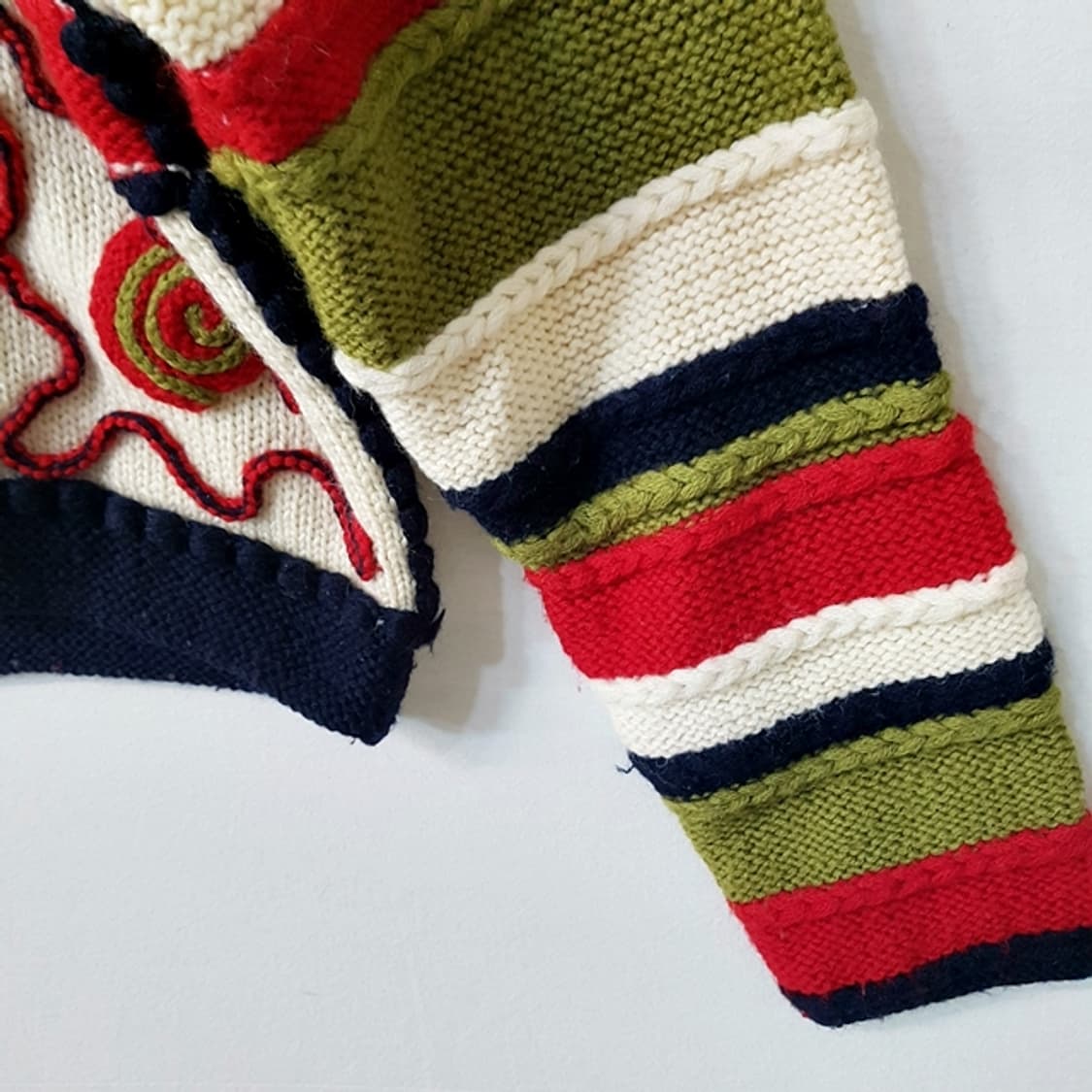 이세이미야케 IS 크롭 스웨터 상품이미지3