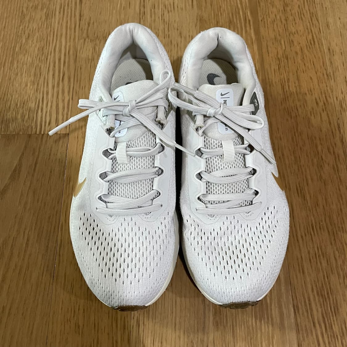 나이키 윈플로11 런닝화 250 상품이미지2