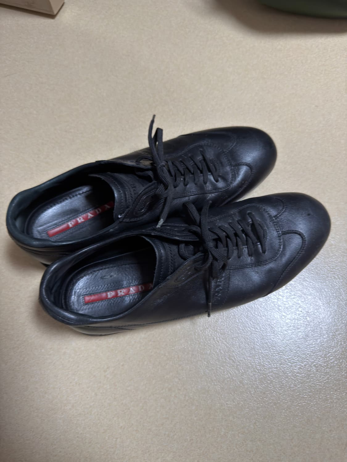 프라다 스니커즈 8.5 275 상품이미지1
