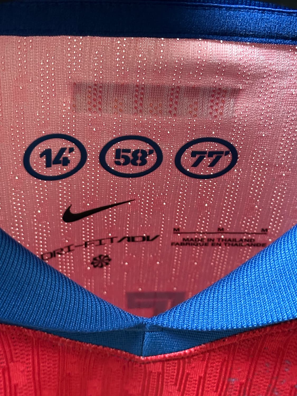 25-26 바르셀로나 4th 어센틱 No.10 라민야말 상품이미지5