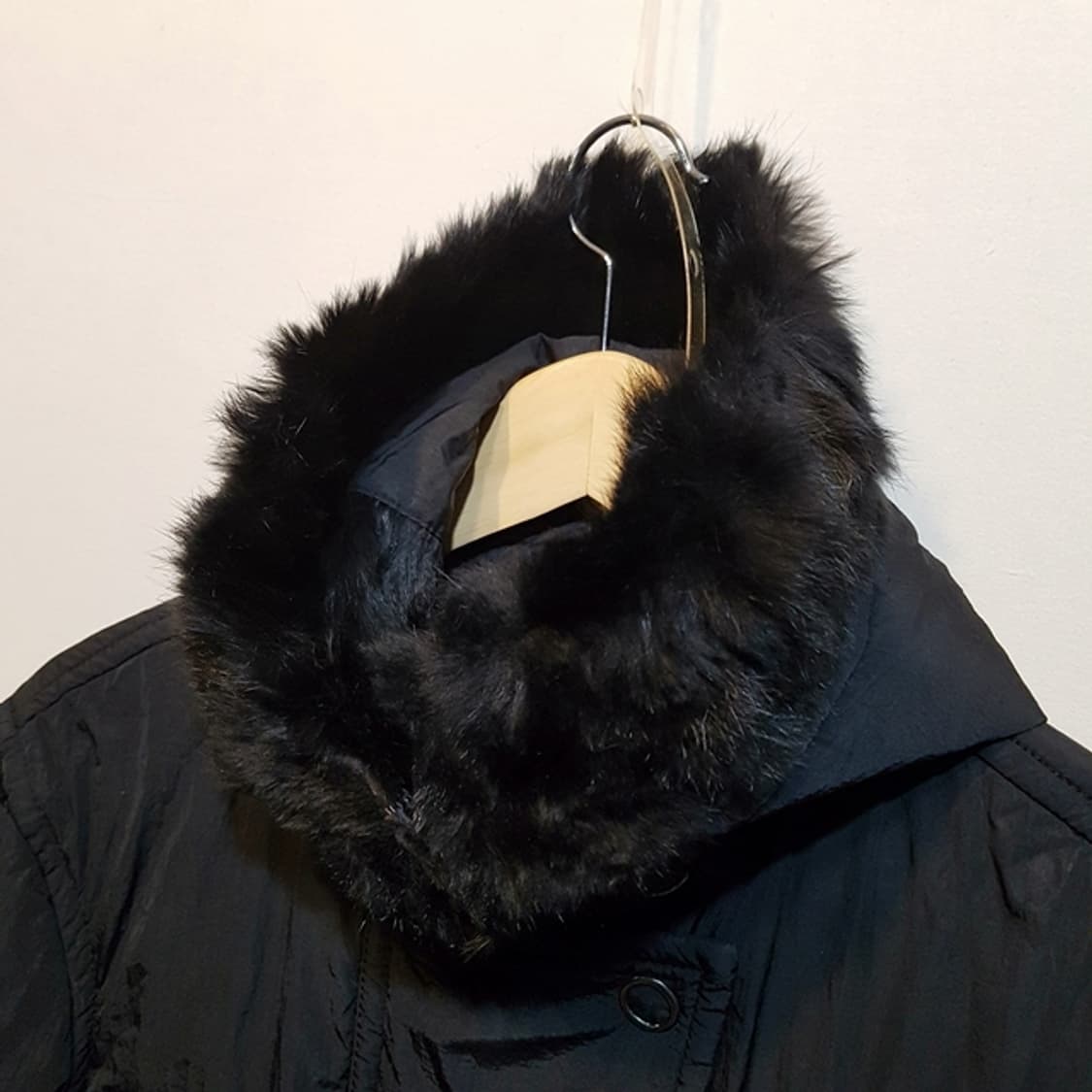 theory 띠어리 하프 패딩 자켓 블랙 상품이미지3