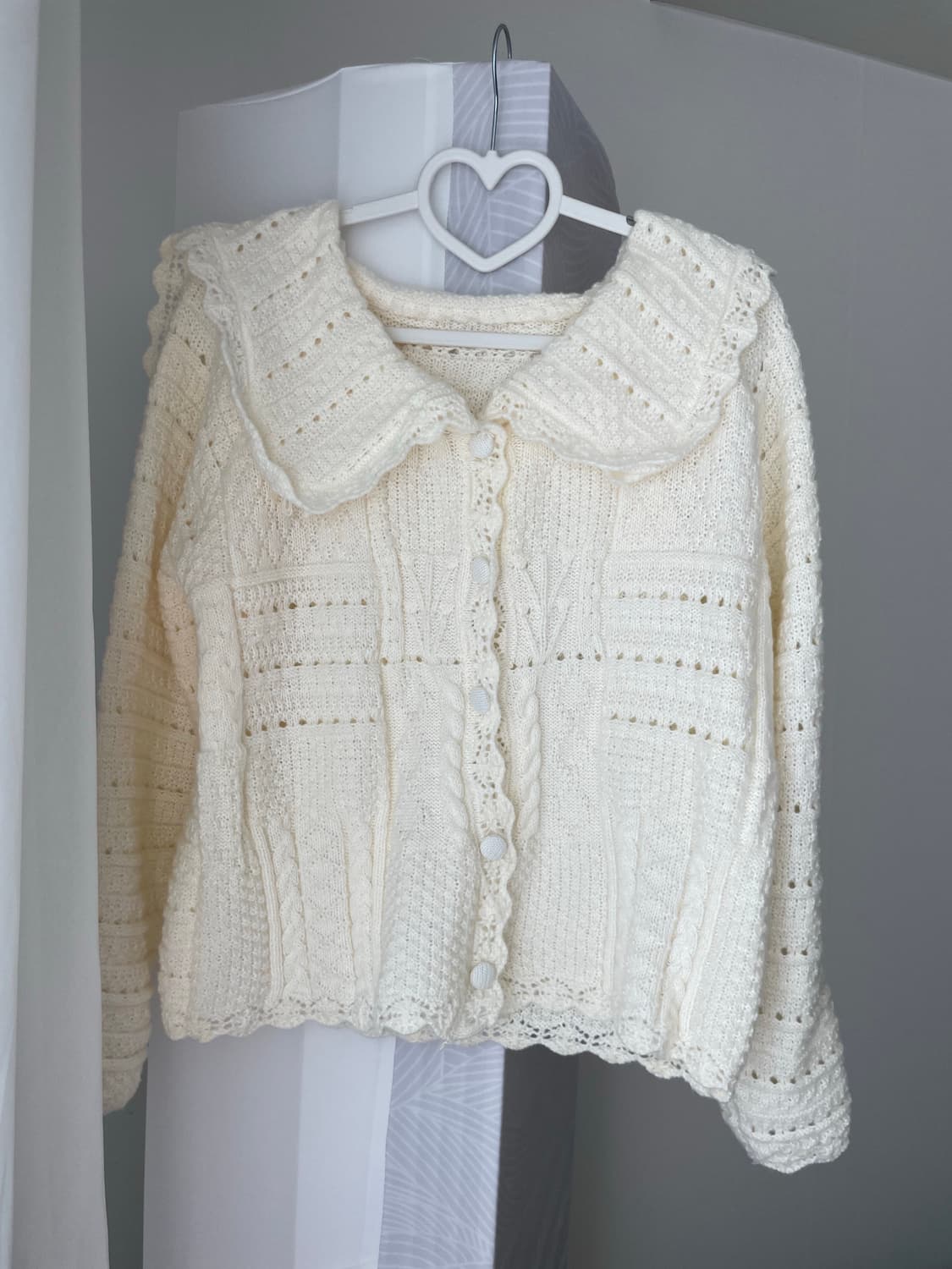 모리걸 펀칭 아이보리 가디건 상품이미지6