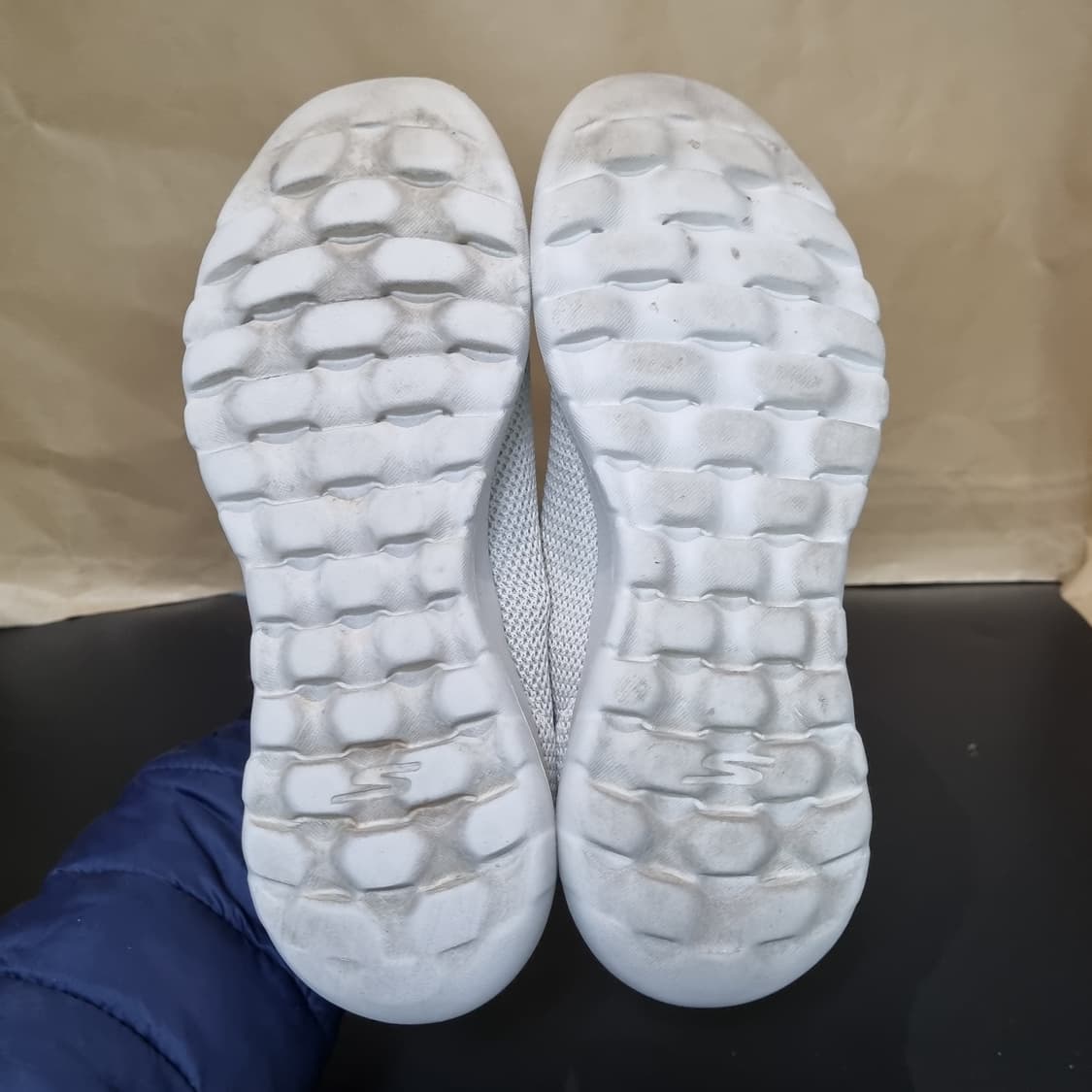 스케쳐스 고워크 조이 여성슬립온240  상품이미지3