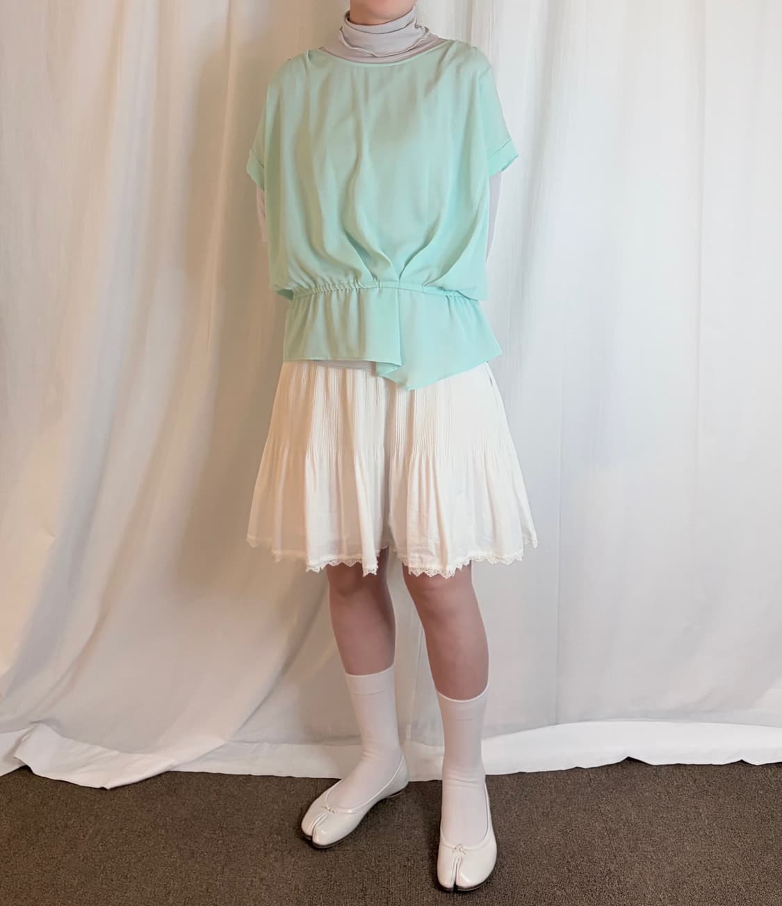 Lace Trim Pleated Midi Skirt - White 상품이미지3