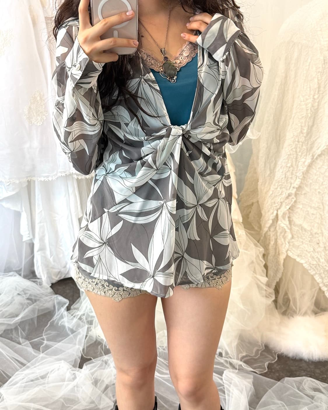 gray fairy lace detail short denim pants 상품이미지9