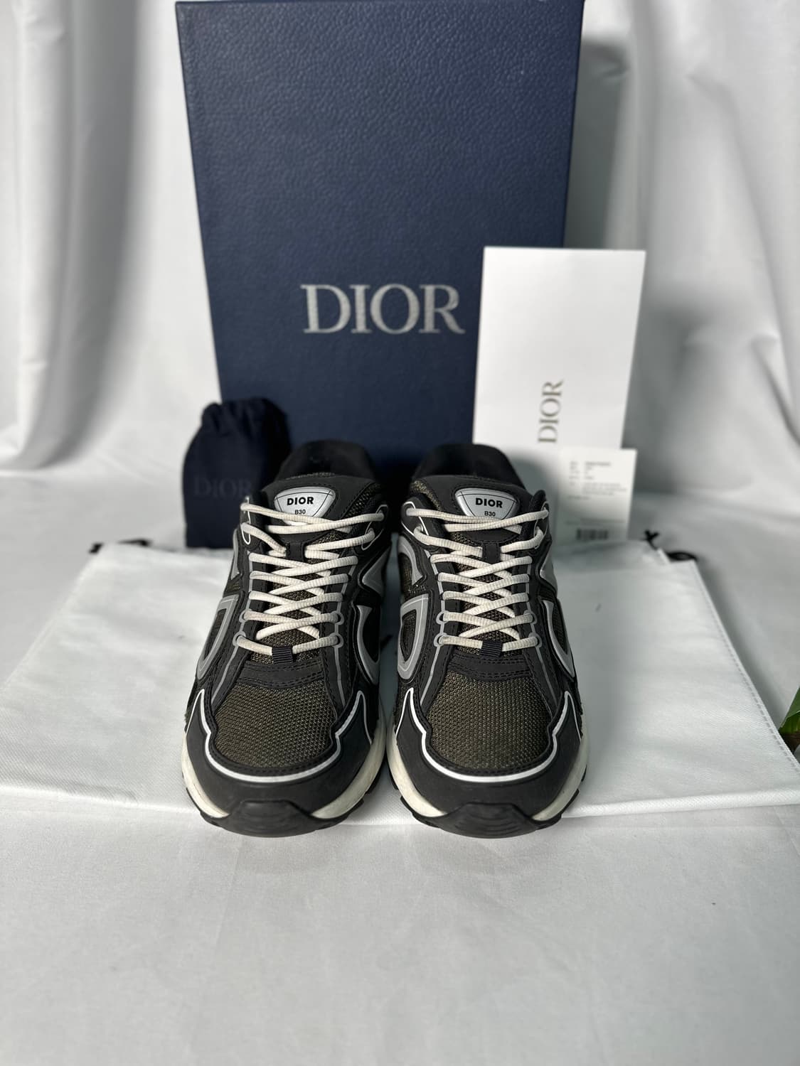 디올 B30 스니커즈 딥그린 메쉬블랙 상품이미지3