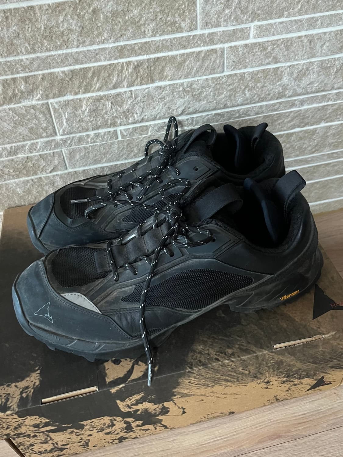 로아 하이킹 락파 블랙 EU 42 상품이미지2