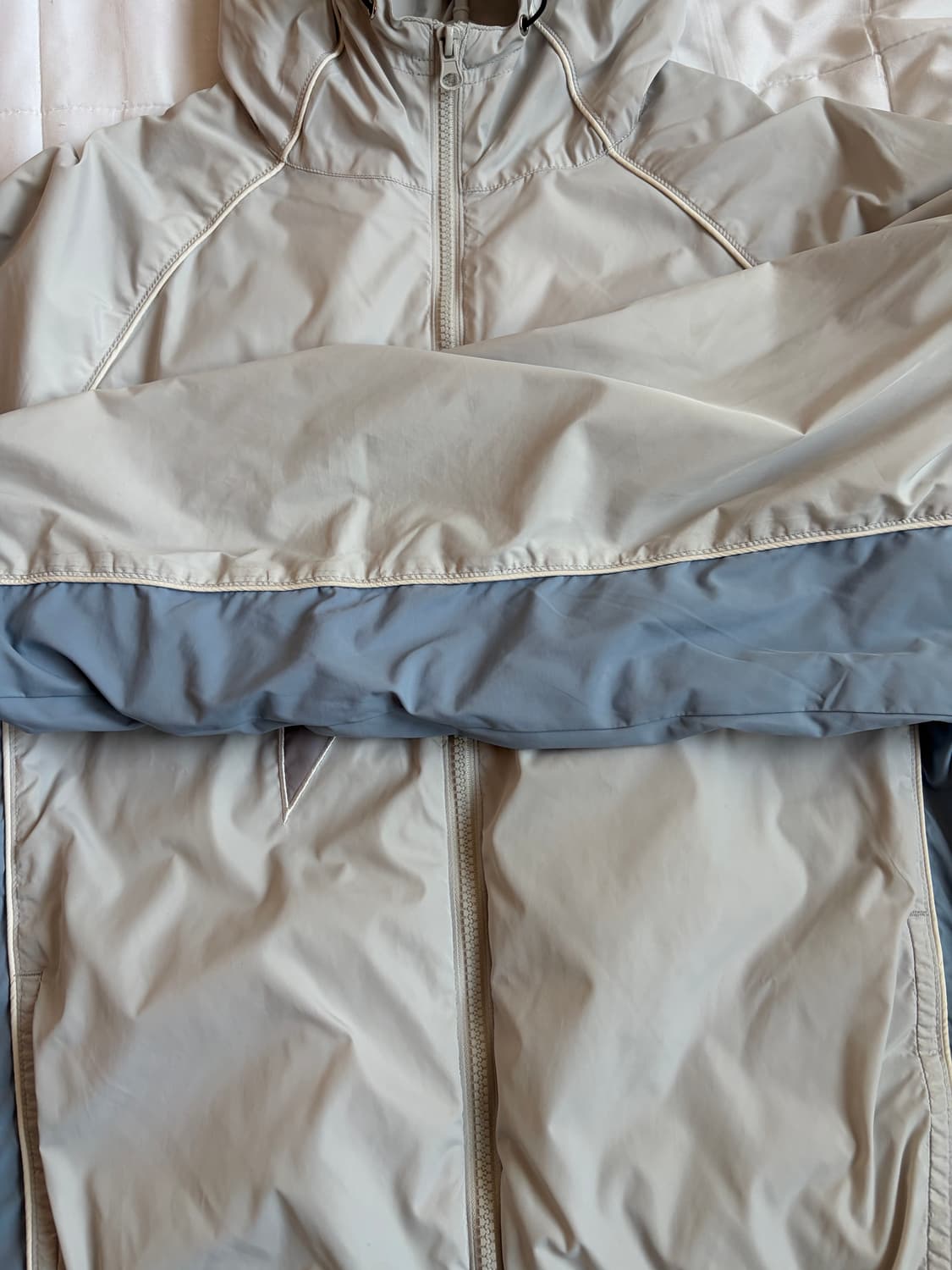 파이핑 스타테일 후드 트랙자켓_그레이지 상품이미지3