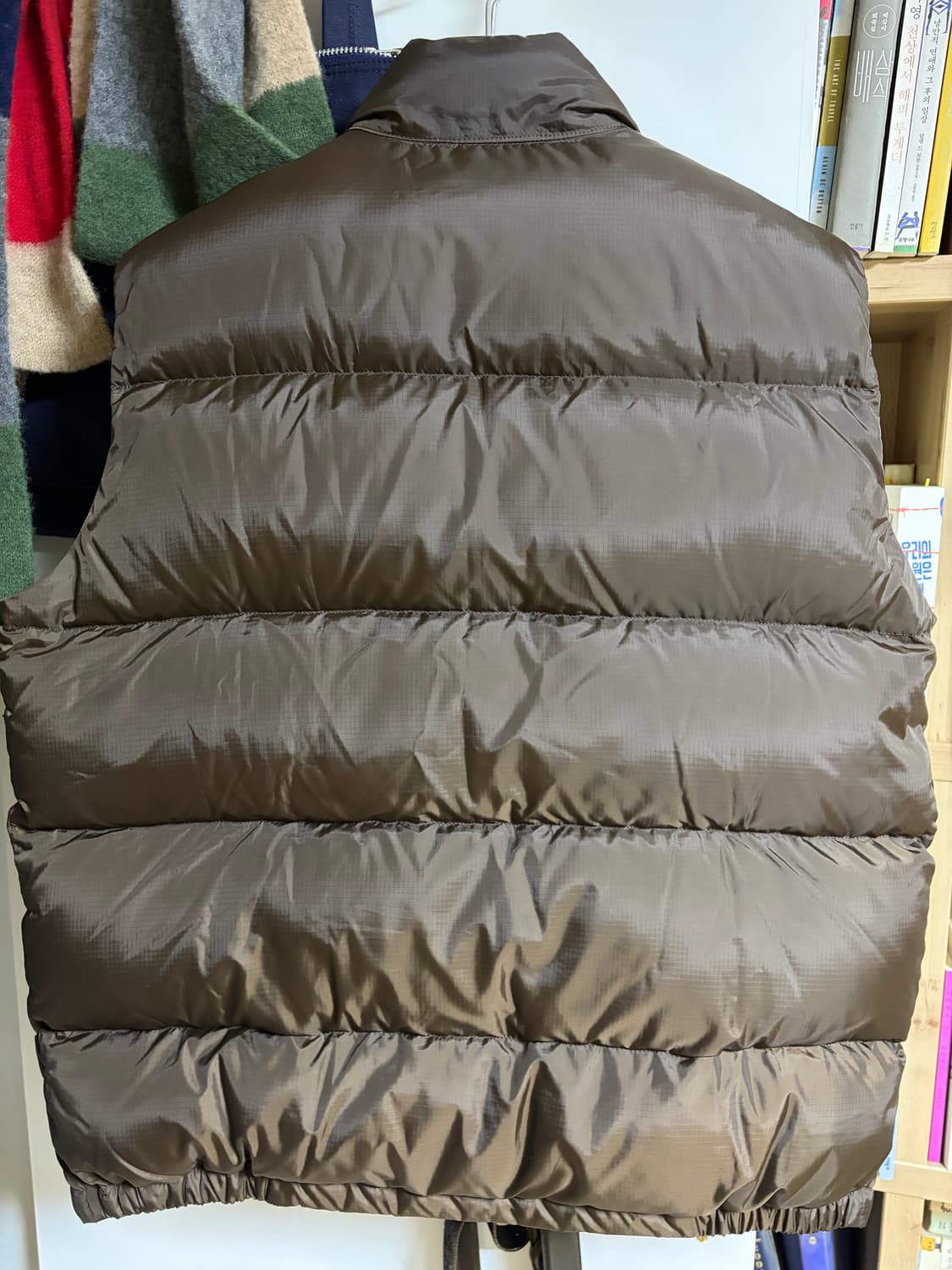 바튼웨어 구스 패딩 쪼끼(브라운) m사이즈 새상품급 상품이미지3