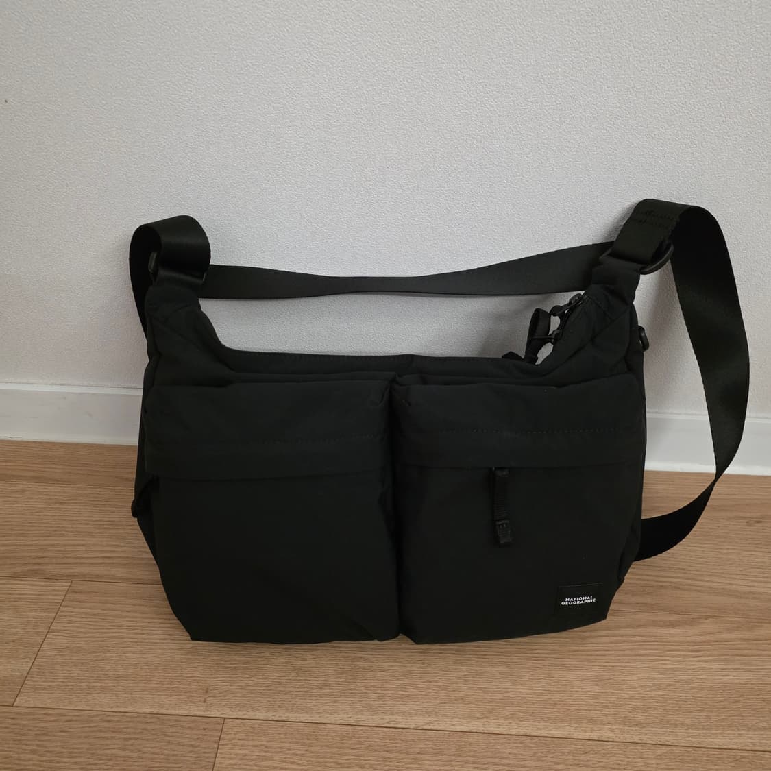 내셔널지오그래픽 크로스백 새상품급 상품이미지1