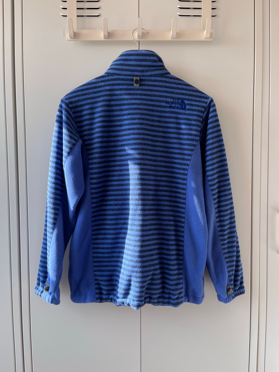 노스페이스 블루 스트라이프 후리스 집업 상품이미지10