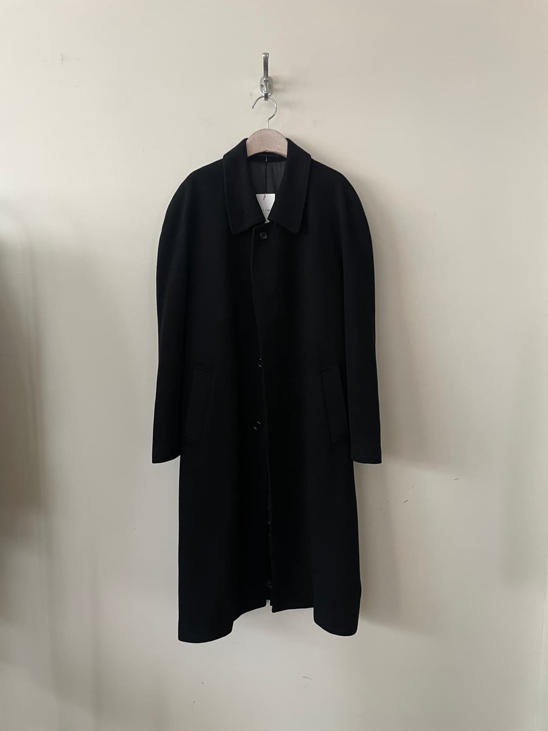 vintage black cashmere balmacaan coat 상품이미지1
