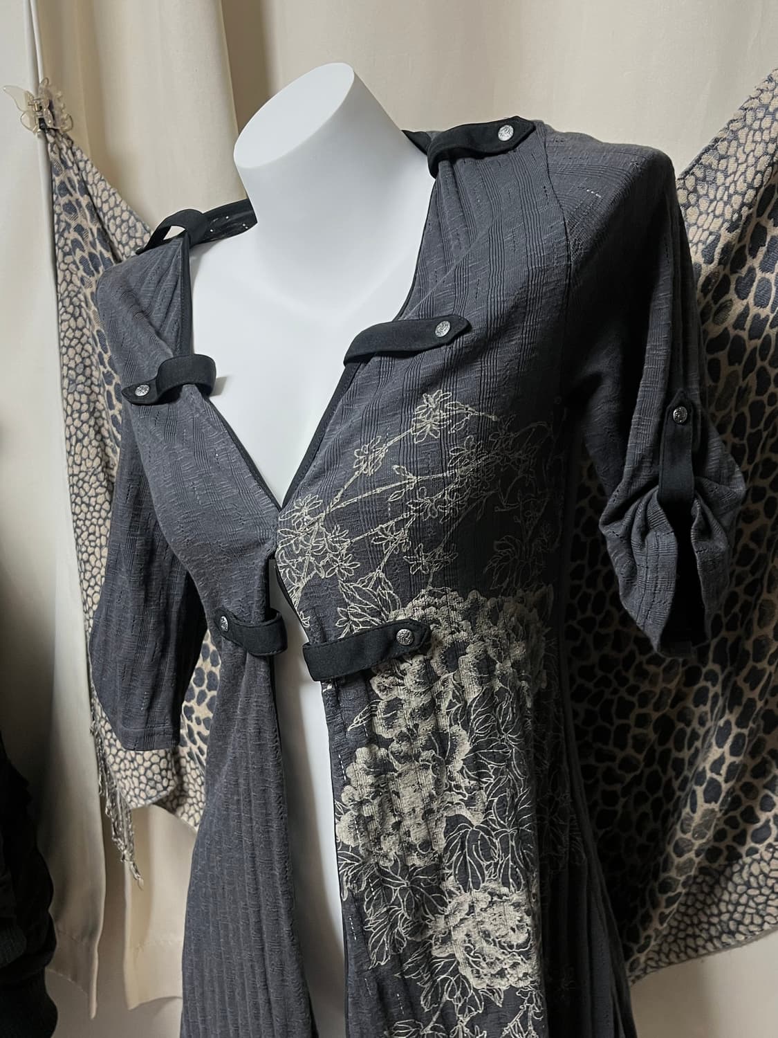 Ozz on 오즈온 오리엔탈 가디건  상품이미지4