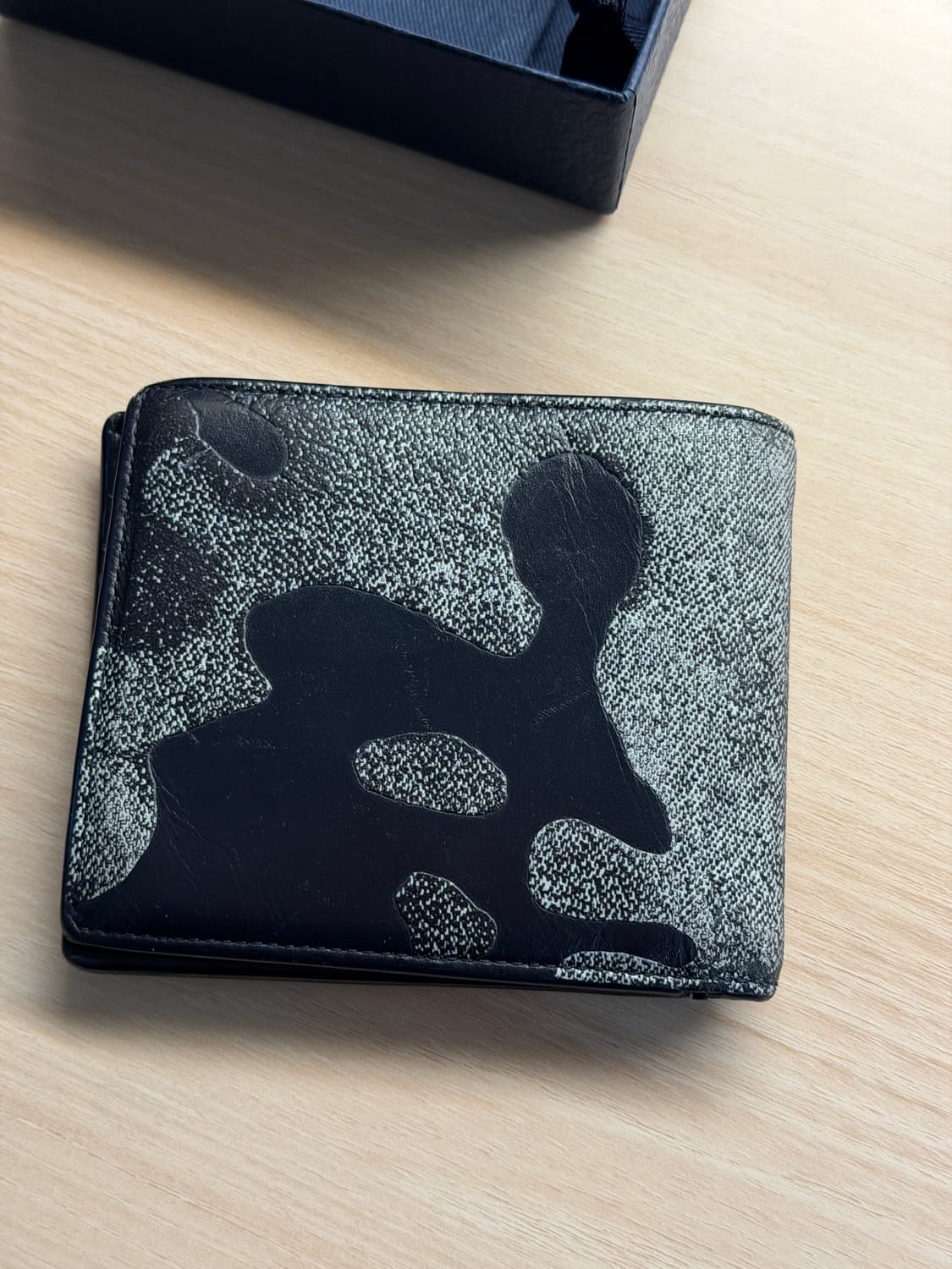 디올 x 피터 도이그 리미티드 카모 반지갑 상품이미지4