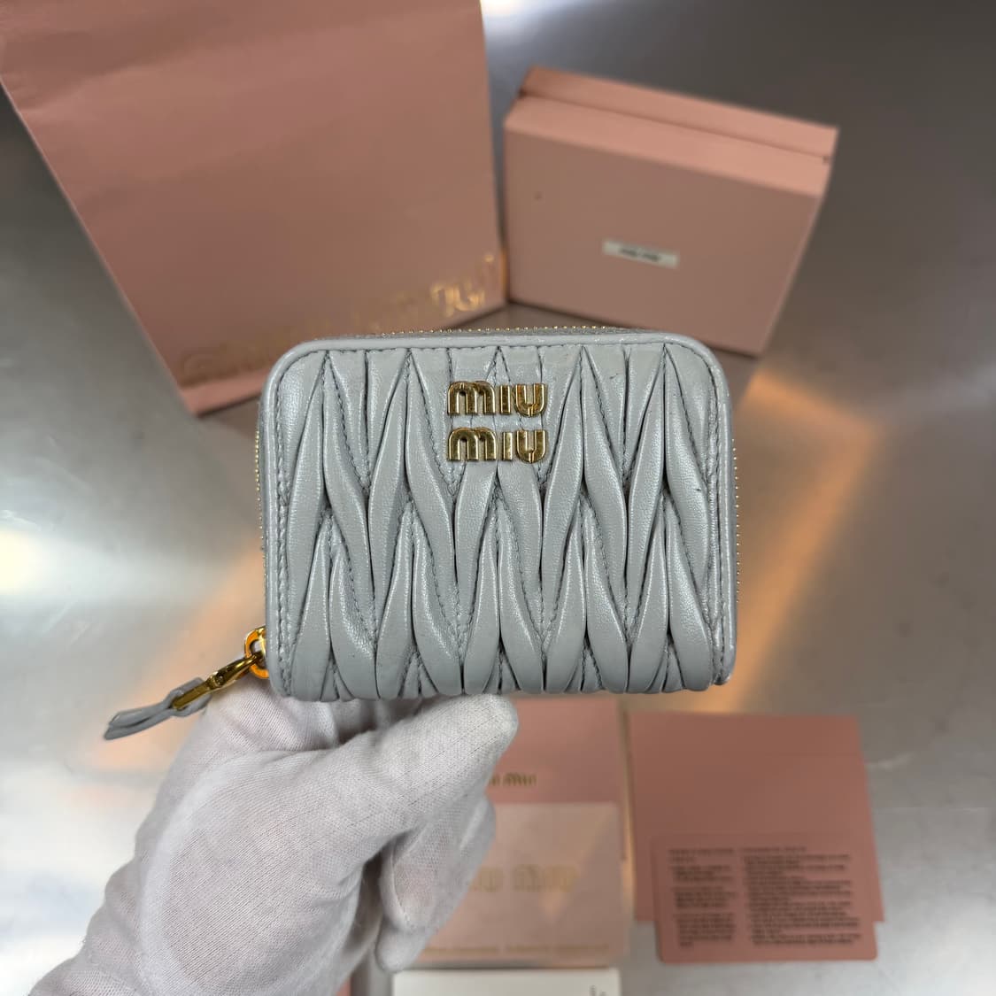 [정품] 미우미우 마테라쎄 금장 나파 지퍼 코인 카드지갑 상품이미지2