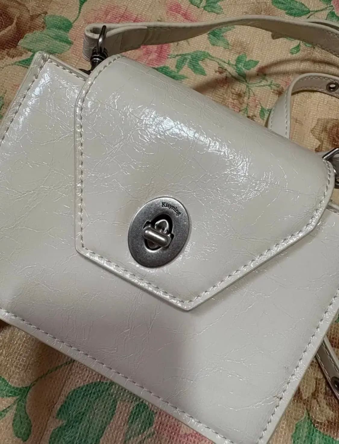 키시닝 여권백 상품이미지1