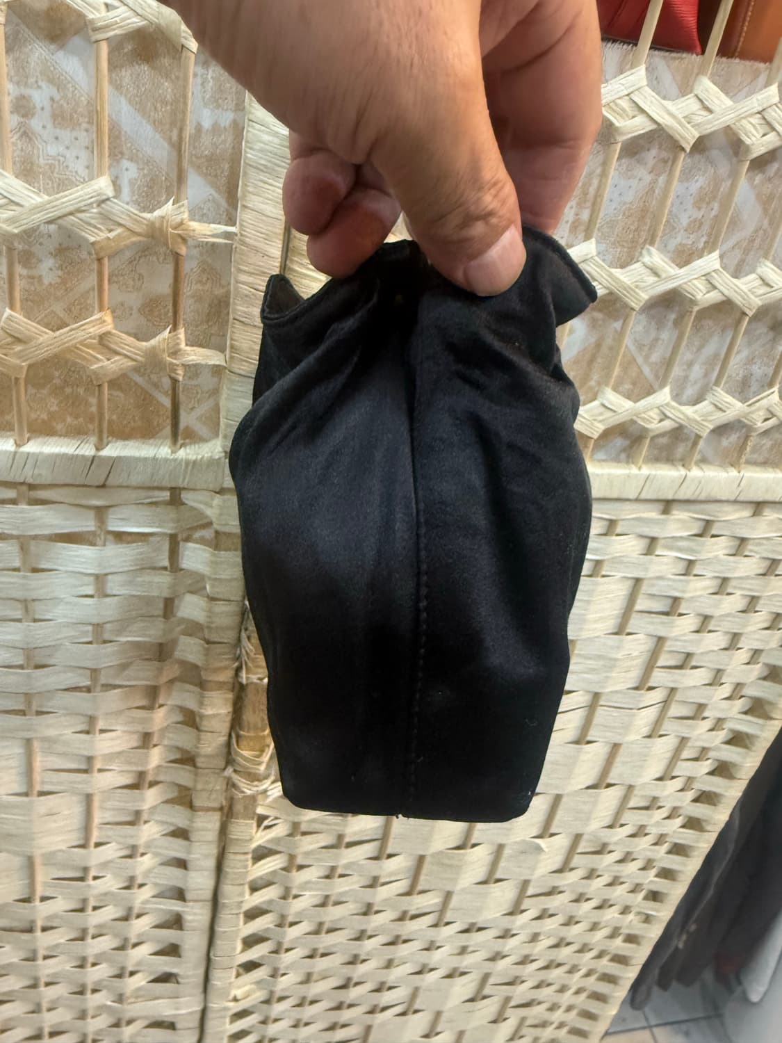 정품 디올 미니 복주머니 토트백 팝니다 상품이미지5