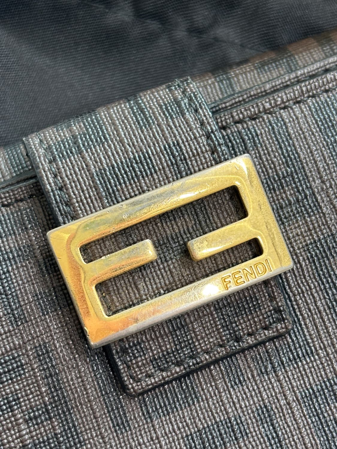 펜디 ff로고 반지갑 (풀구성) 상품이미지3