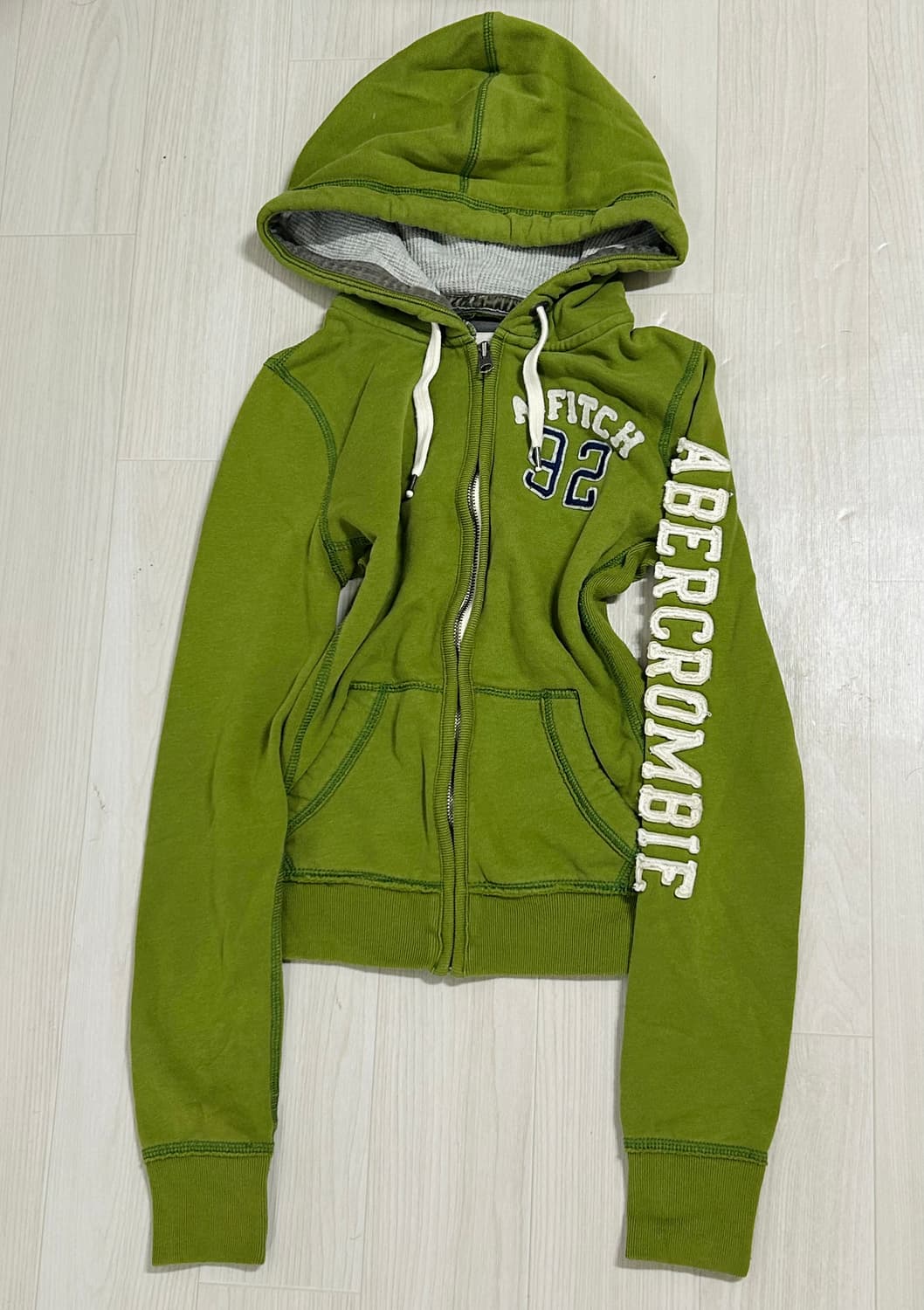 💚유일매물 아베크롬비 사이드로고 연두색 딱붙핏 후드집업 그린 🫒 상품이미지1