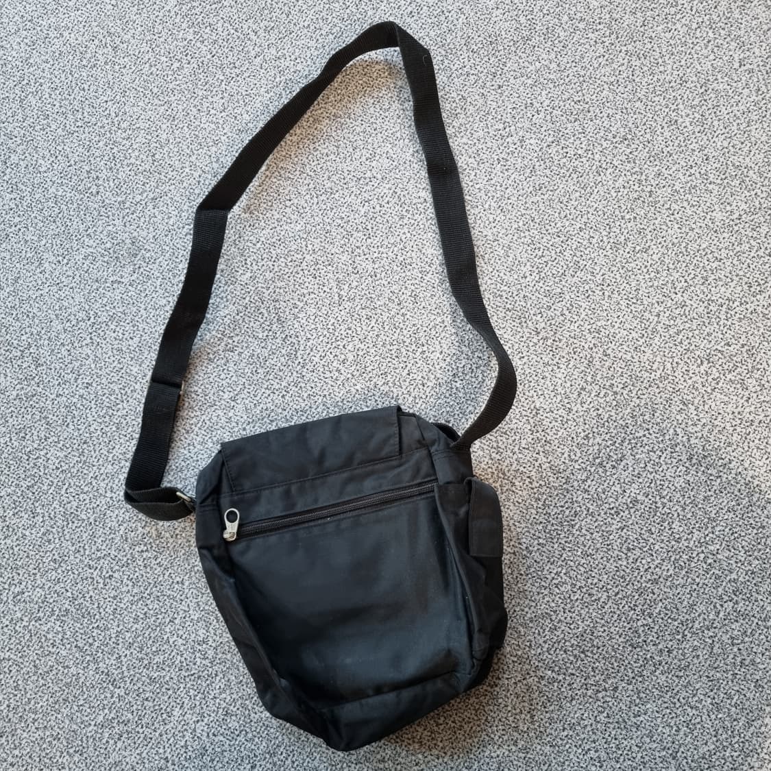 미치코 런던 크로스바디 백 상품이미지3