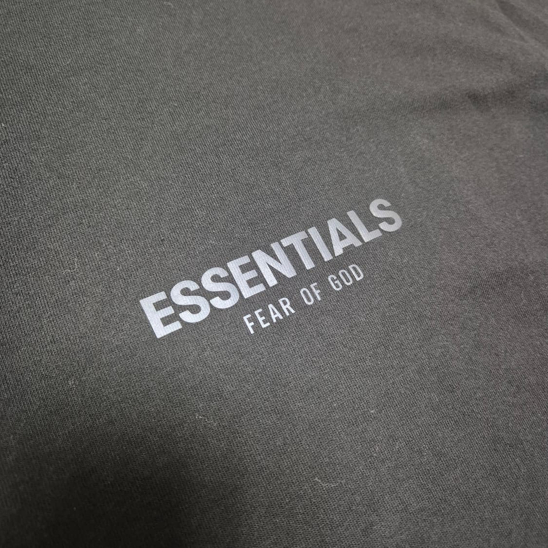 [핫아이템🔥] 에센셜 피어오브갓 코어 컬렉션 티셔츠 블랙 상품이미지3