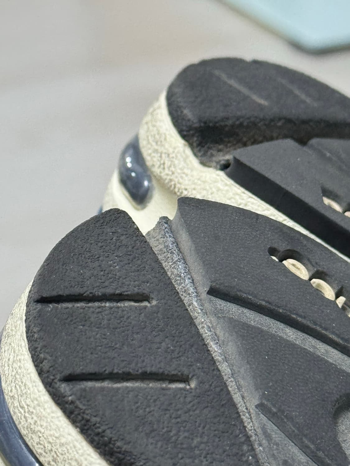 뉴발란스 990V2 캐슬락 네이비 280 상품이미지7