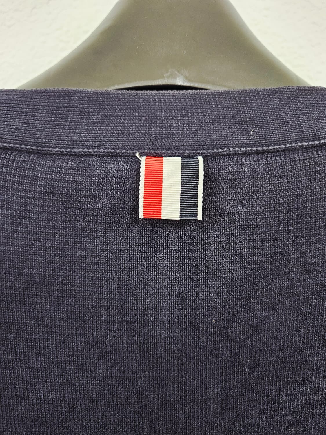 톰브라운 밀라노 스티치 금장 가디건(상태좋음) 상품이미지3