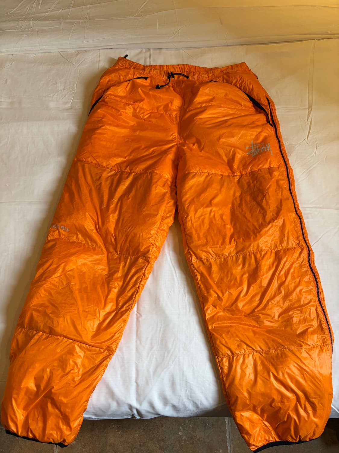 스투시 다운 팬츠 xl팝니다. 상품이미지2