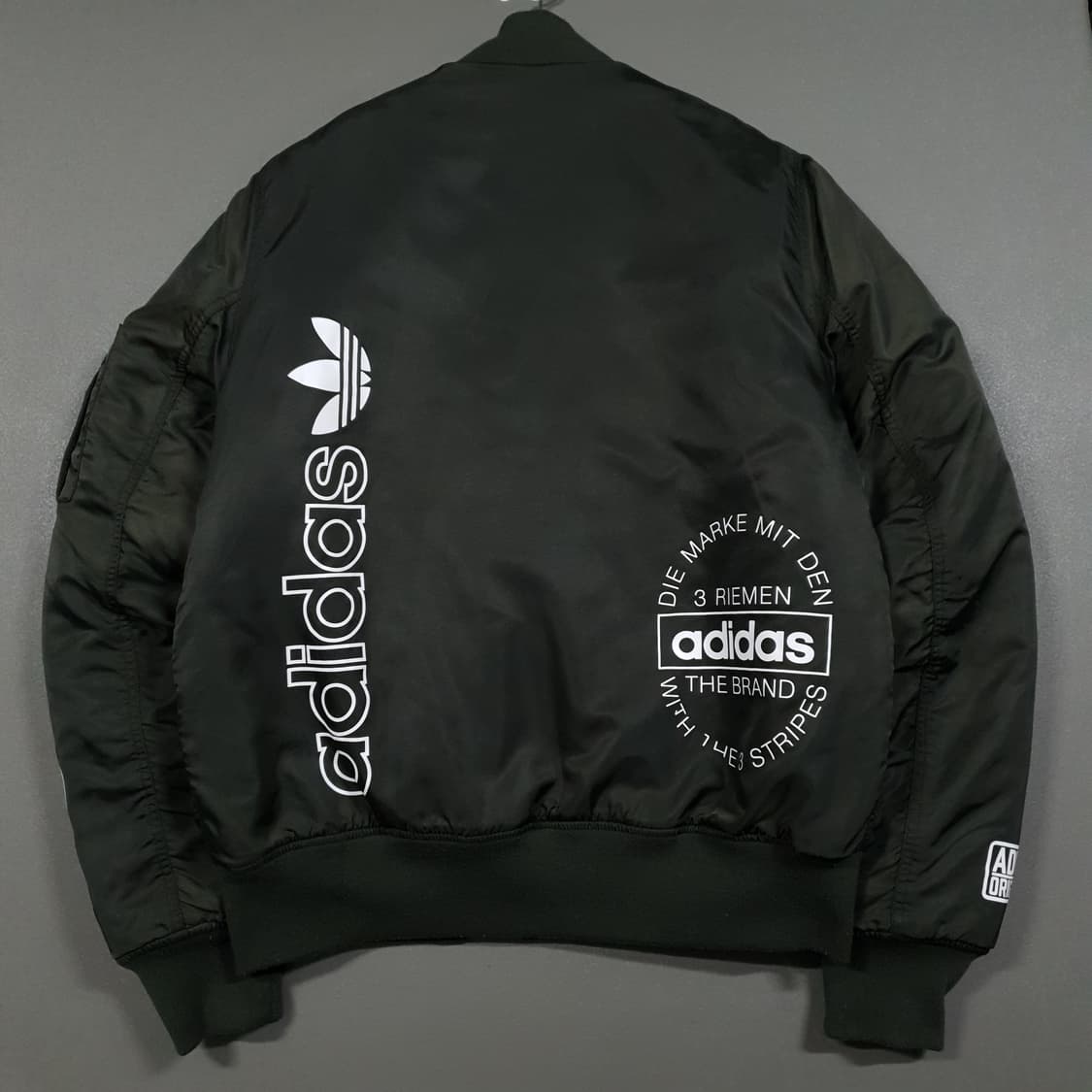 L (100) 아디다스 올드스쿨 누빔 MA-1 항공점퍼 봄버 자켓 카키 상품이미지7