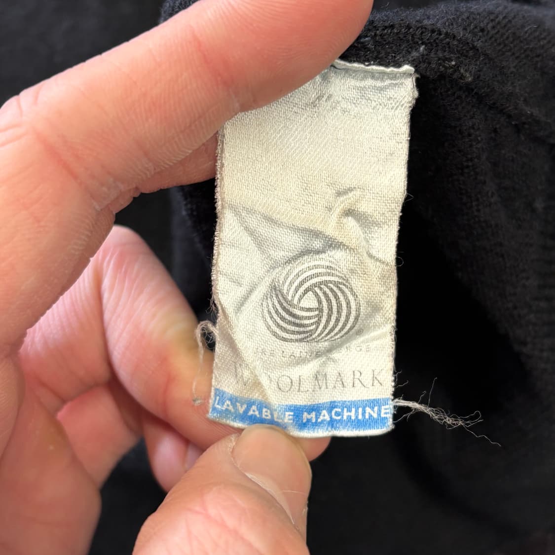 7 라코스테 로고자수 블랙 라운드넥 니트 상품이미지5