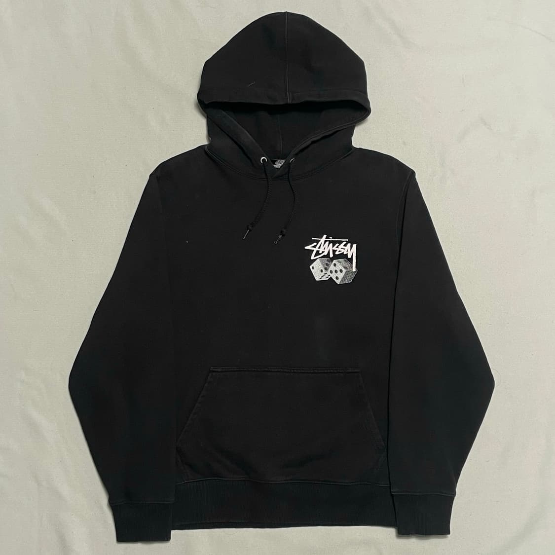 M 스투시 빅로고 주사위 블랙 후드티 상품이미지3