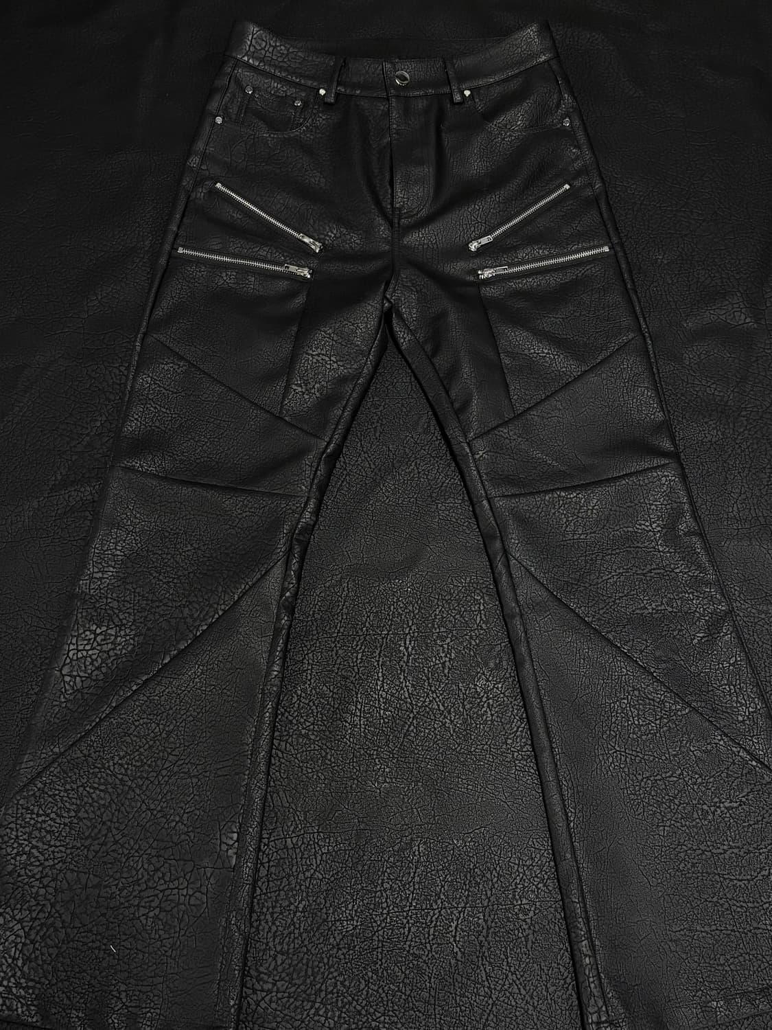 Black leather Detail Flared Pants 레더플레어 상품이미지5