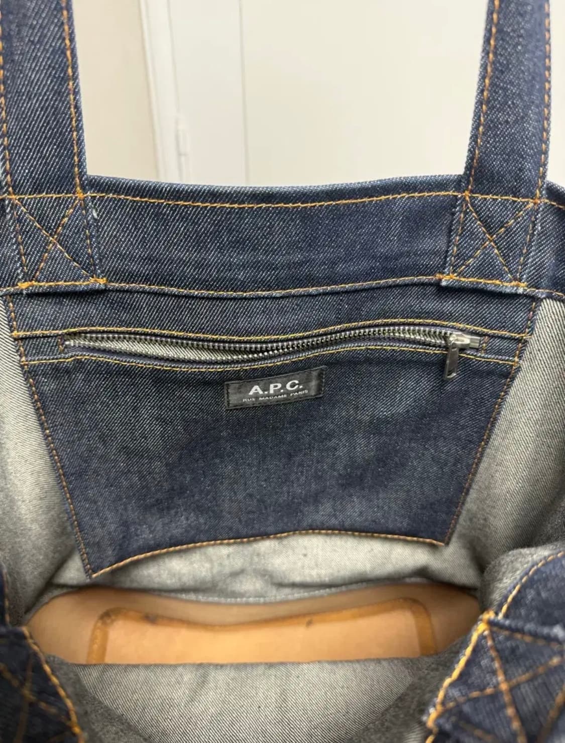 apc 아페쎄 데님 토트백 상품이미지2