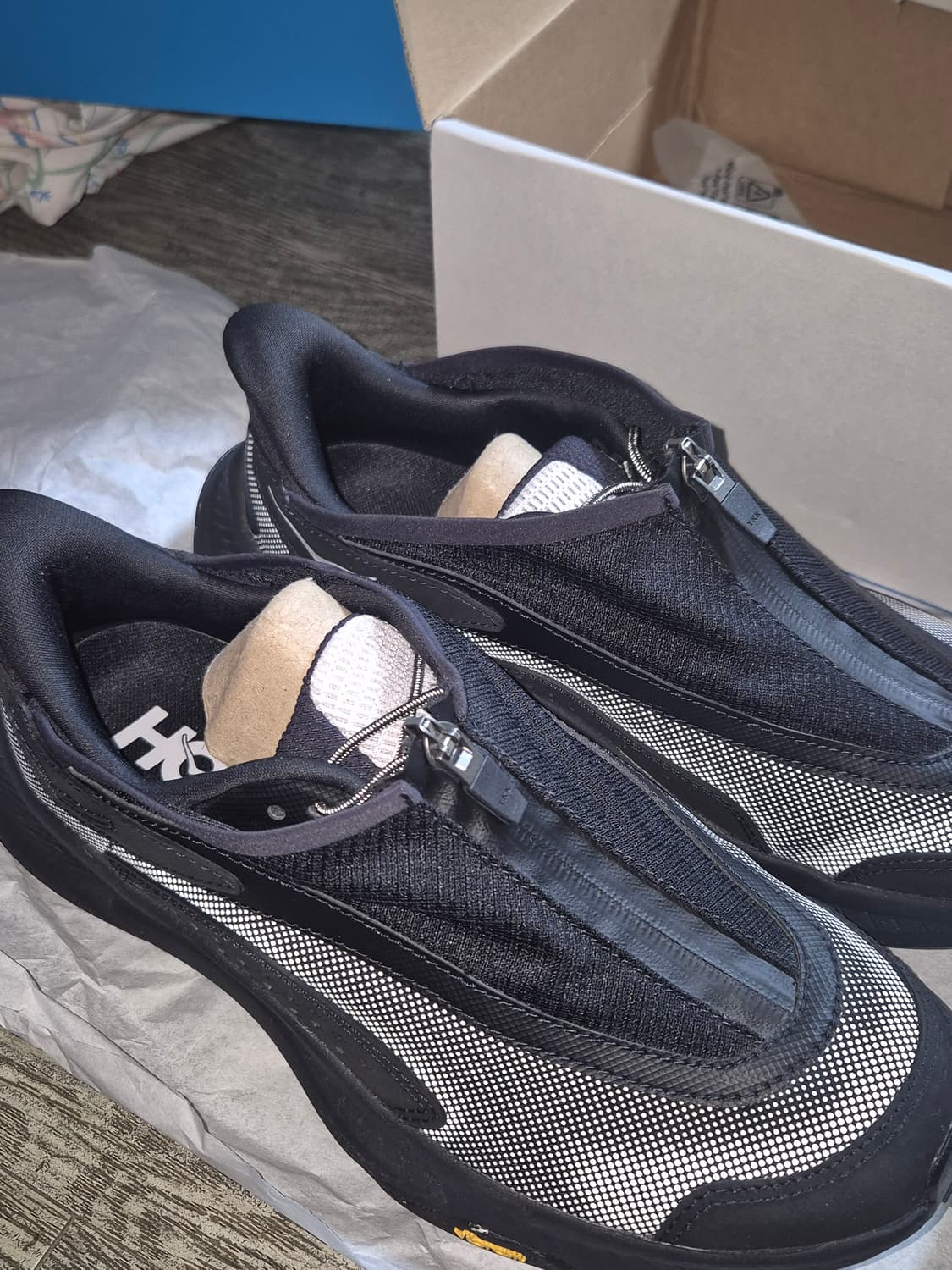 호카(HOKA) 트랜스포트 TS 블랙화이트 250 상품이미지3