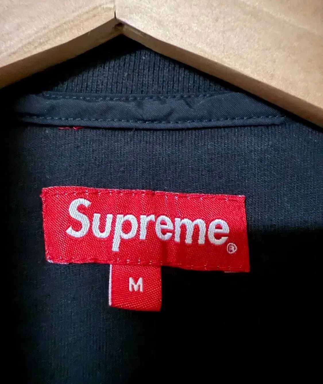 [M] 슈프림 17fw 파이핑 트랙 자켓 블랙 상품이미지3