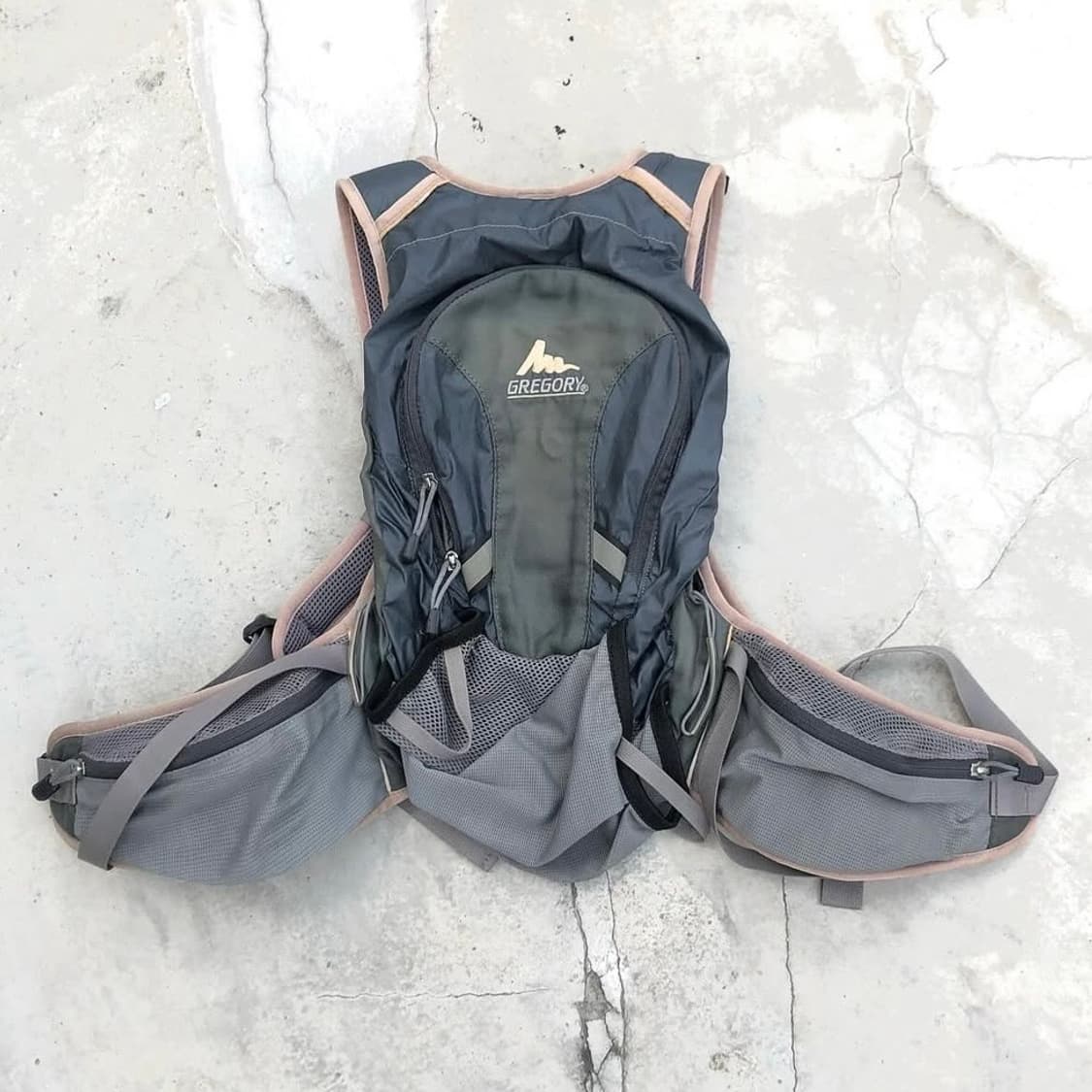 파우닝133 아카이브 그레고리 백팩 큐빈레이어룸샵오공이레테 상품이미지1