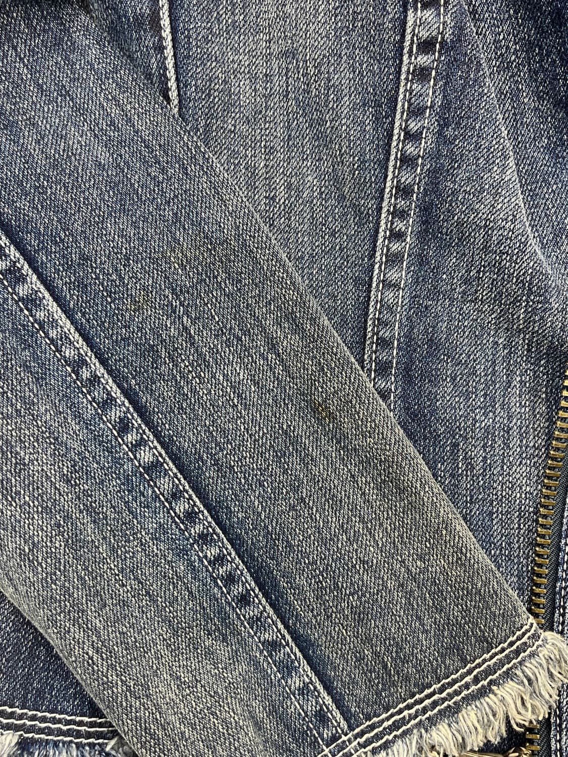 아르마니 익스체인지 컷 오프 데님 바이커 자켓 상품이미지9