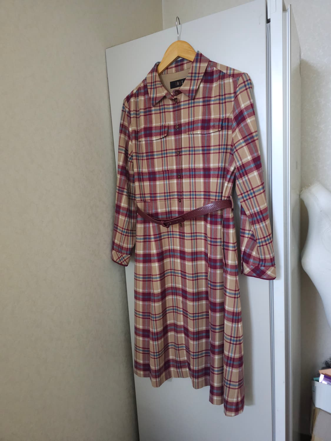 닥스 체크 벨트 롱원피스 상품이미지1