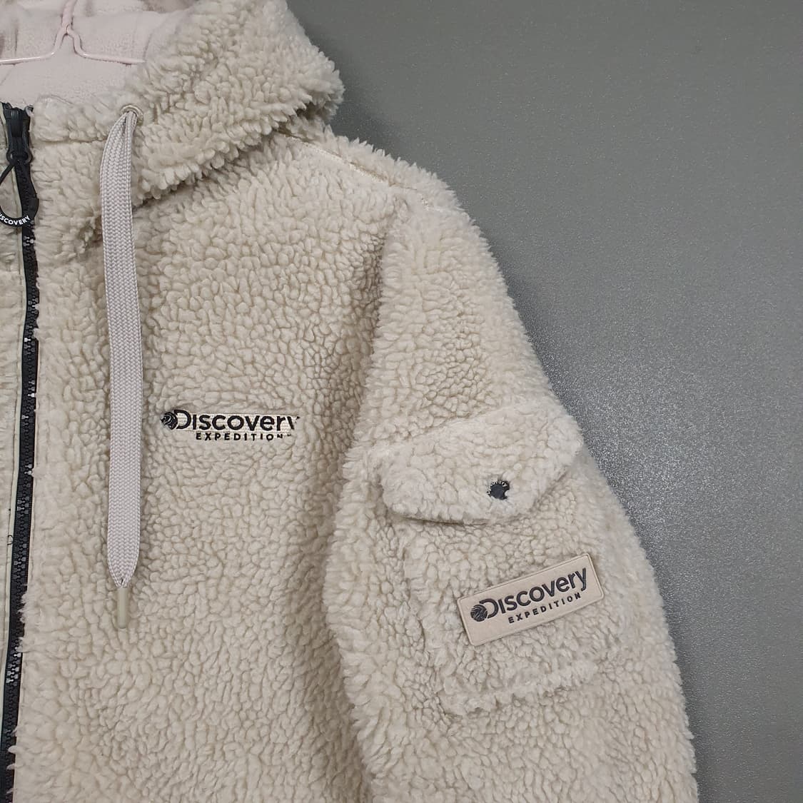 여성 L) 디스커버리 신형 테크플리스 양털 후드 뽀글이 자켓 라이트베이지 상품이미지4